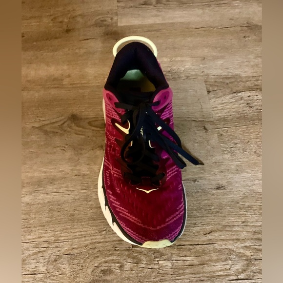 Women’s Size-6B/ Hoka One One- Gaviota 4/ Color-Fuchsia (Purple) - Picture 8 of 15